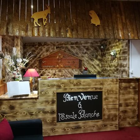 Hotel L'Escale Blanche ليه أورس المظهر الخارجي الصورة