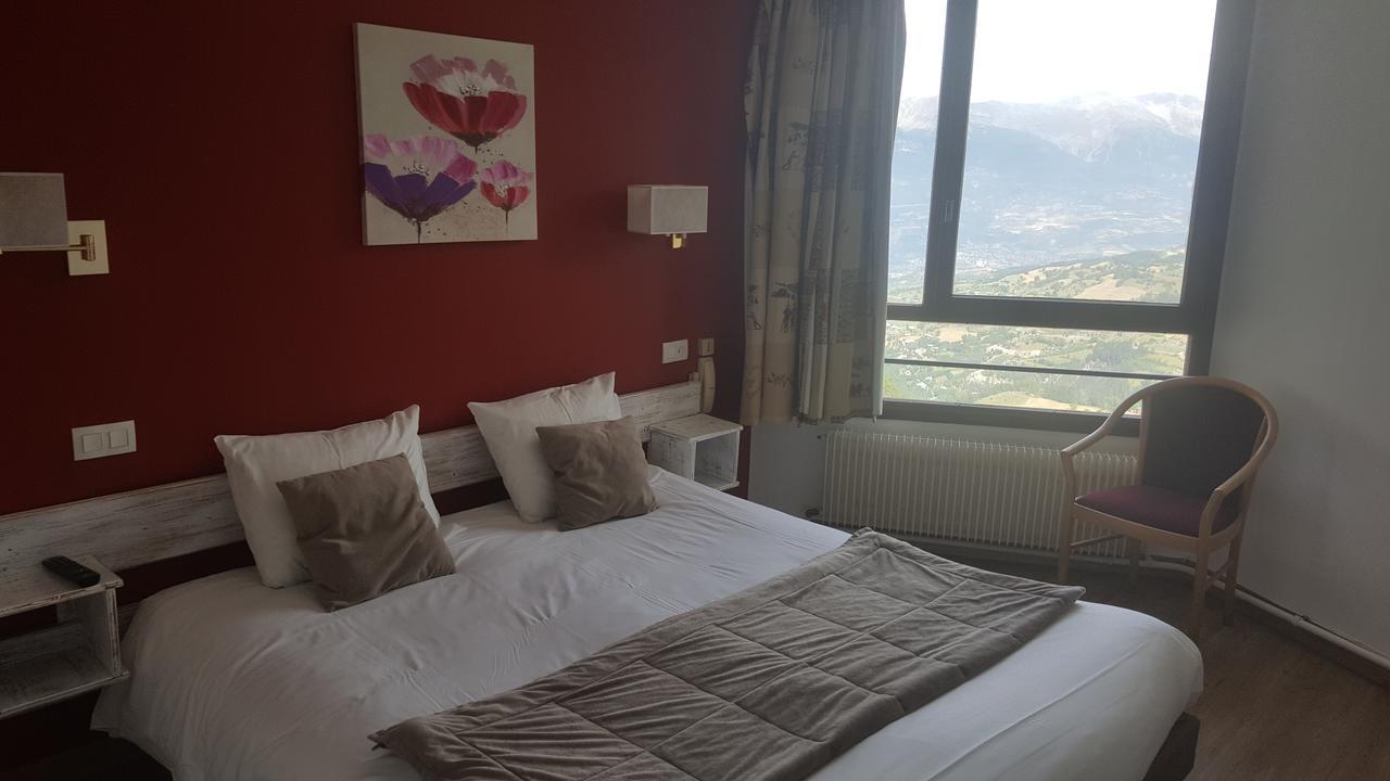 Hotel L'Escale Blanche ليه أورس المظهر الخارجي الصورة